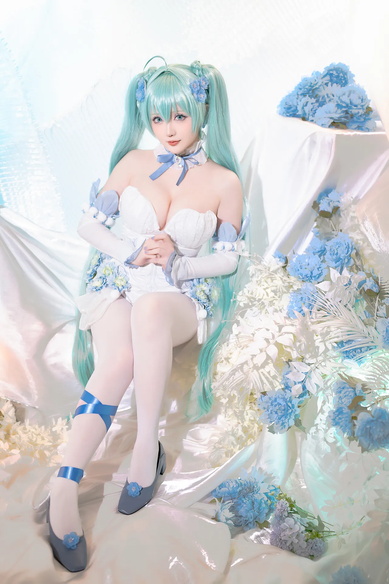 星之迟迟 - NO.215 2024年02月计划A 初音未来 粉蝶花精灵54P1V-4.51GB-erohere6.webp